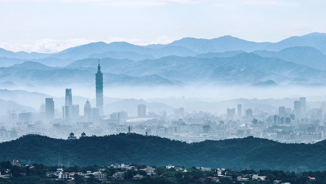 buildings, skyscrapers, tower, modern, fog, cityscape, outlook, structure, sky, famous, city, city centre, travel, nature, asia, panorama, taiwan, taipei, landscape
